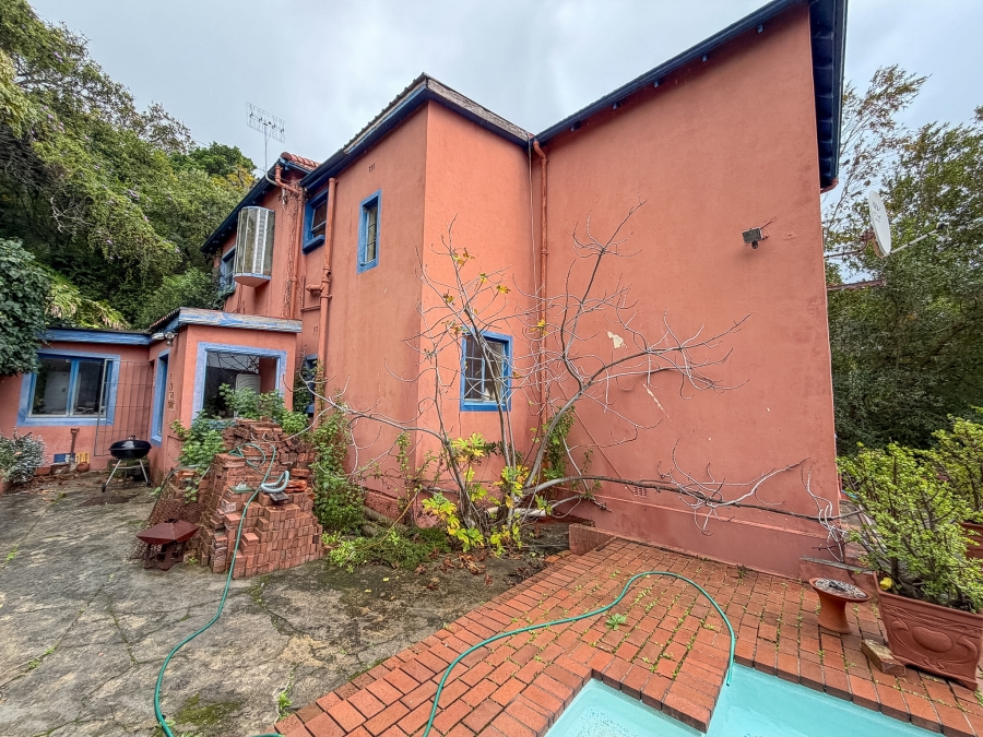 3 Bedroom Property for Sale in Oranjezicht Western Cape